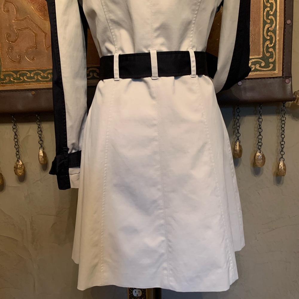 Trench coat by Bebe - Picture 9 of 16